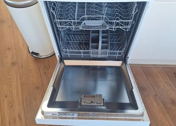 Have A Stay! - Juul's Rooftop, Free Parking *